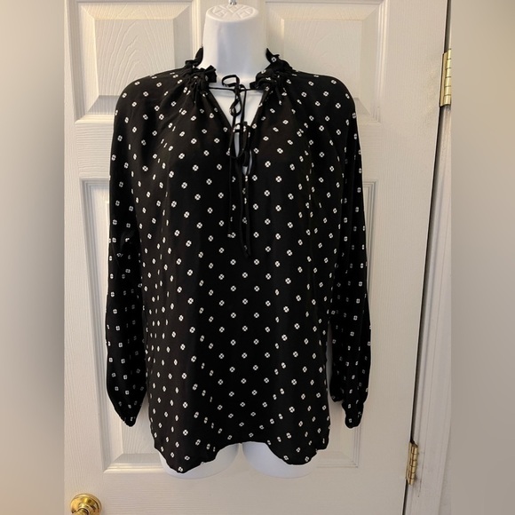 Kate Spade Tie Collar Tiny 4-Leaf clover Lightweight Tunic - Picture 4 of 9